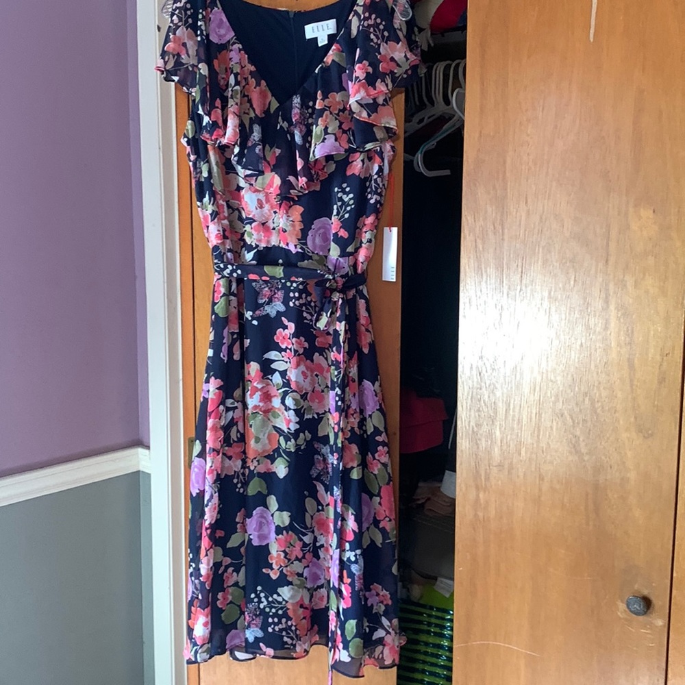 Sleeveless dress